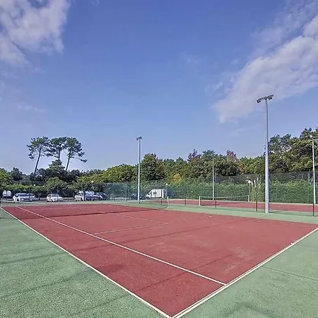 Holiday home Dans De Avec Piscine, Tennis Et Aire De Jeux *