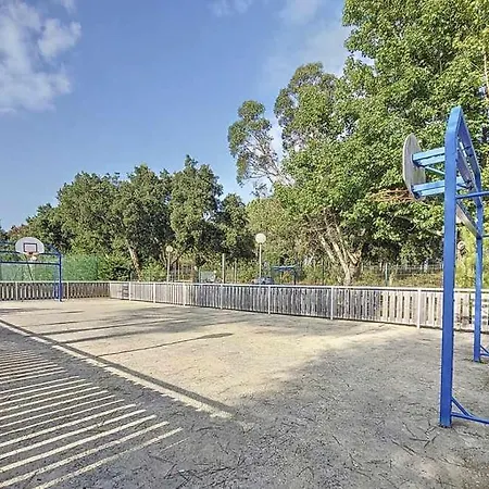 Dans De Avec Piscine, Tennis Et Aire De Jeux Holiday home Soustons